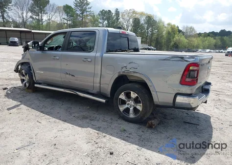 2019 Ram 1500 Laramie 4X4 5'7 Box z USA, uszkodzony, nr VIN 1C6SRFJT6KN669431